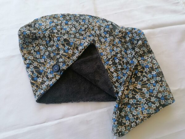 Serviette cheveux - Fleurs bleu noir / bleu marine