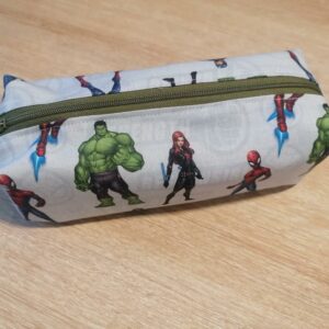 Trousse école - Super héros gris